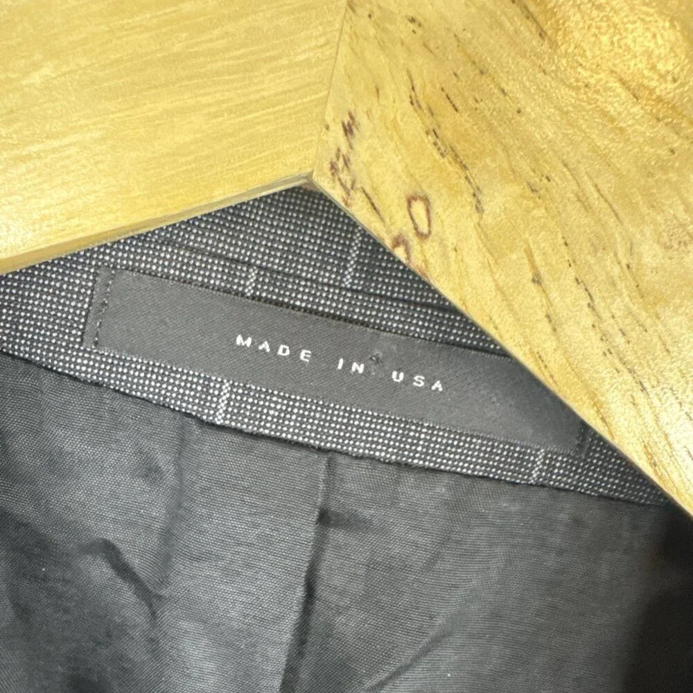 Hugo Boss Virgin Wool Windowpane Blazer Men’s‎ 38R Made USA Sports Coat Gray